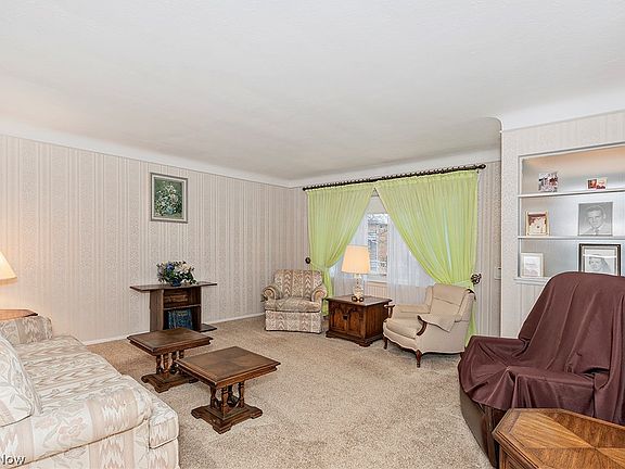5th image of 1272 Bonnie Ln