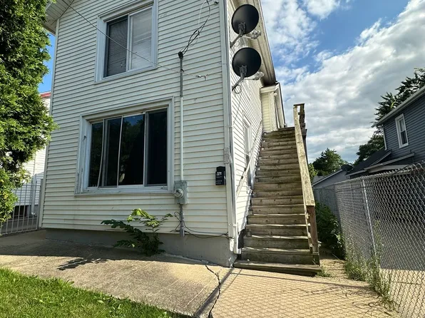 (undisclosed Address), Aurora, IL 60505