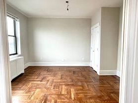 1006 Palisade Ave, Union City, NJ