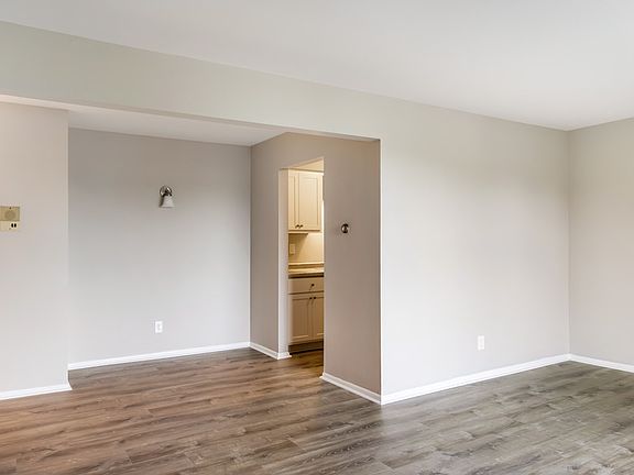 3rd image of 1700 Elder St APT 107