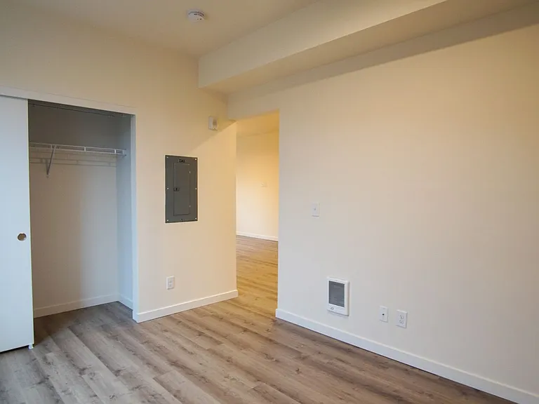6015 S Virginia Ave #201 — Photo 15