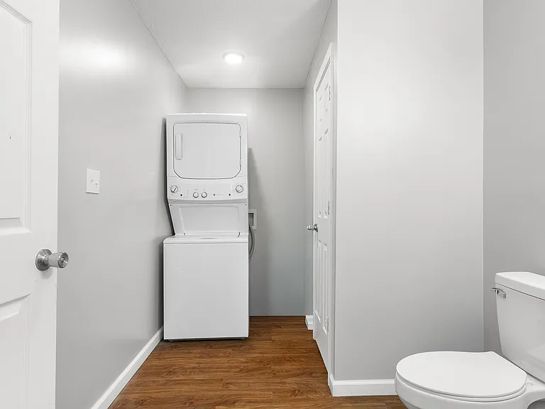 1920 Elm St #1 — Photo 12