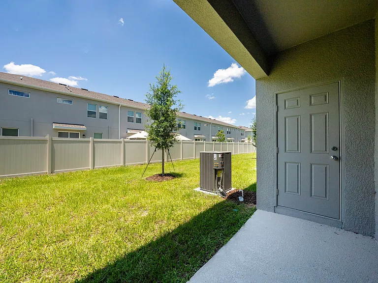 2916 Skyline Loop — Photo 14