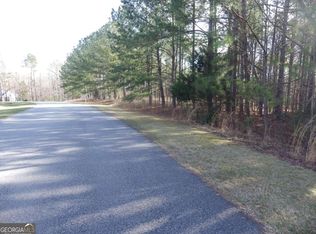 2275 Grand Oaks Dr, Social Circle, GA 30025