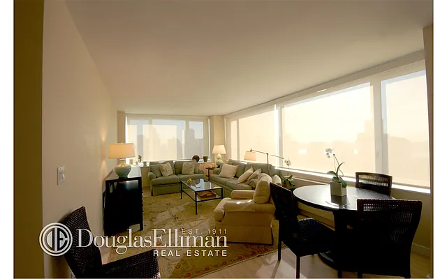 Rented by Douglas Elliman | media 24