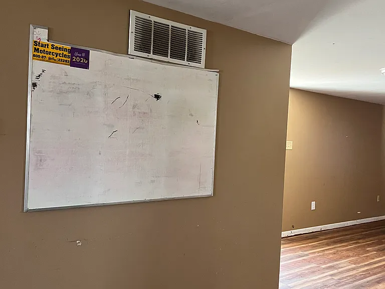 703 W William St #702 — Photo 19