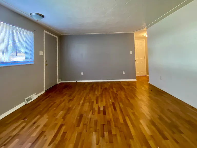 6202 Warren Dr — Photo 8