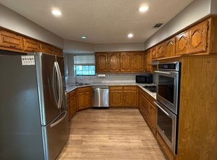 207 E Kimbrough St, Mesquite, TX 75149