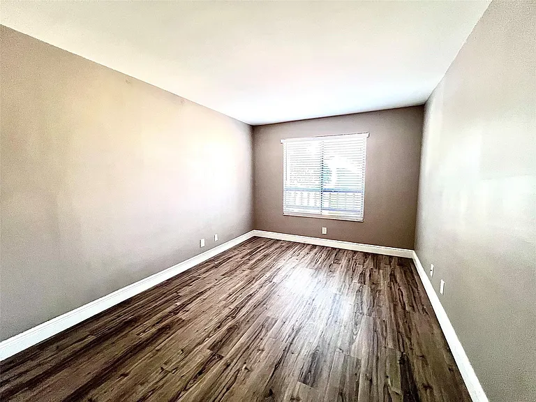 2246 Discovery Cir — Photo 28