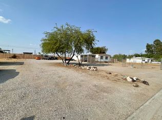 17600 Palowalla Rd, Blythe, CA 92225