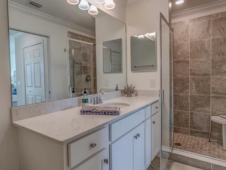 17510 Gawthrop Dr #305 — Photo 2
