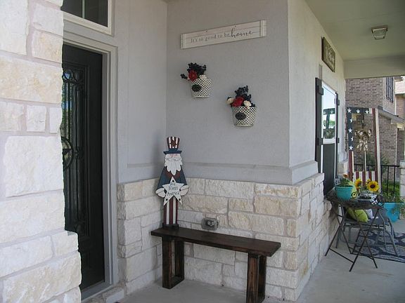 5th image of 1017 Pecan Bayou Dr