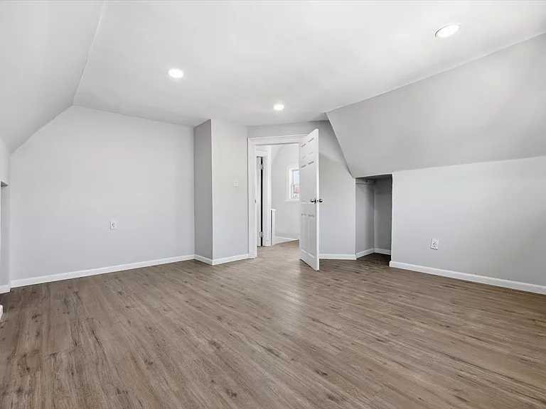 90 Dewitt Pl #2 — Photo 8