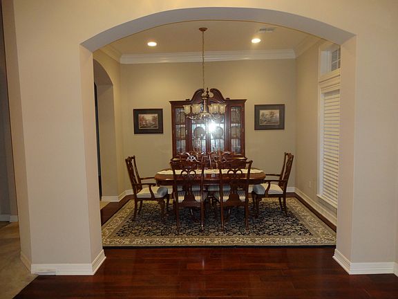 Formal Dining