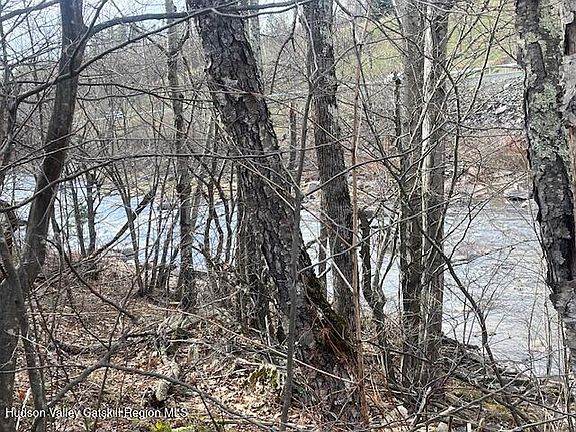 5th image of 184-210 Silver Springs Rd