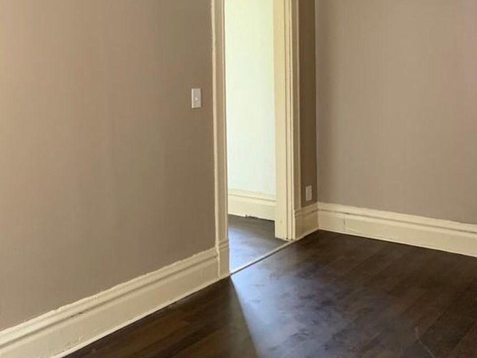 2nd image of 11727 S Lowe Ave #2