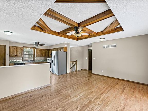 5th image of 1406 SE 2nd St