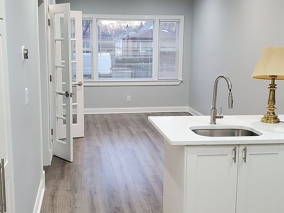 5th image of 9345 S Luella Ave