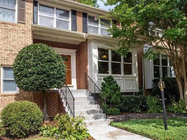 9010 Daum Ct, Springfield, VA 22153