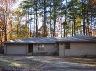 7913 Pat Ln, Mabelvale, AR 72103