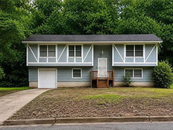 7528 Pembrook Ct, Riverdale, GA 30274