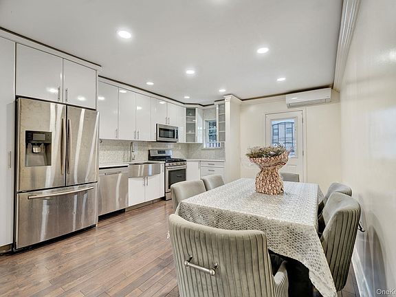 3rd image of 144-27 72nd Avenue #36A