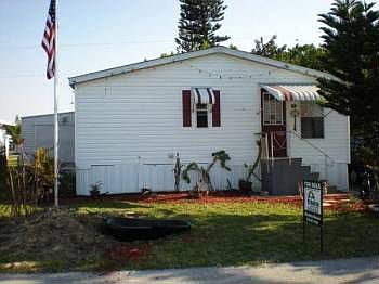 1st image of 282 Giraffe Dr