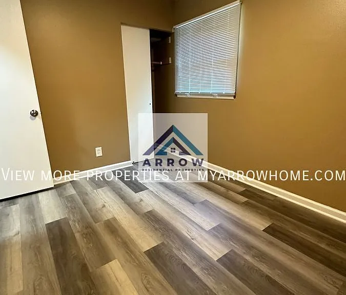 10637 Dunkeld Cir — Photo 17