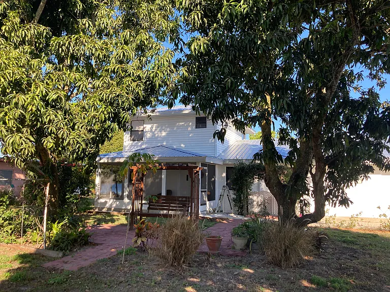 1006 Marble Ave — Photo 4