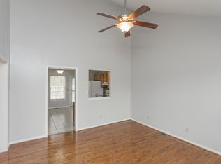 2425 Grover St, Nashville, TN 37207