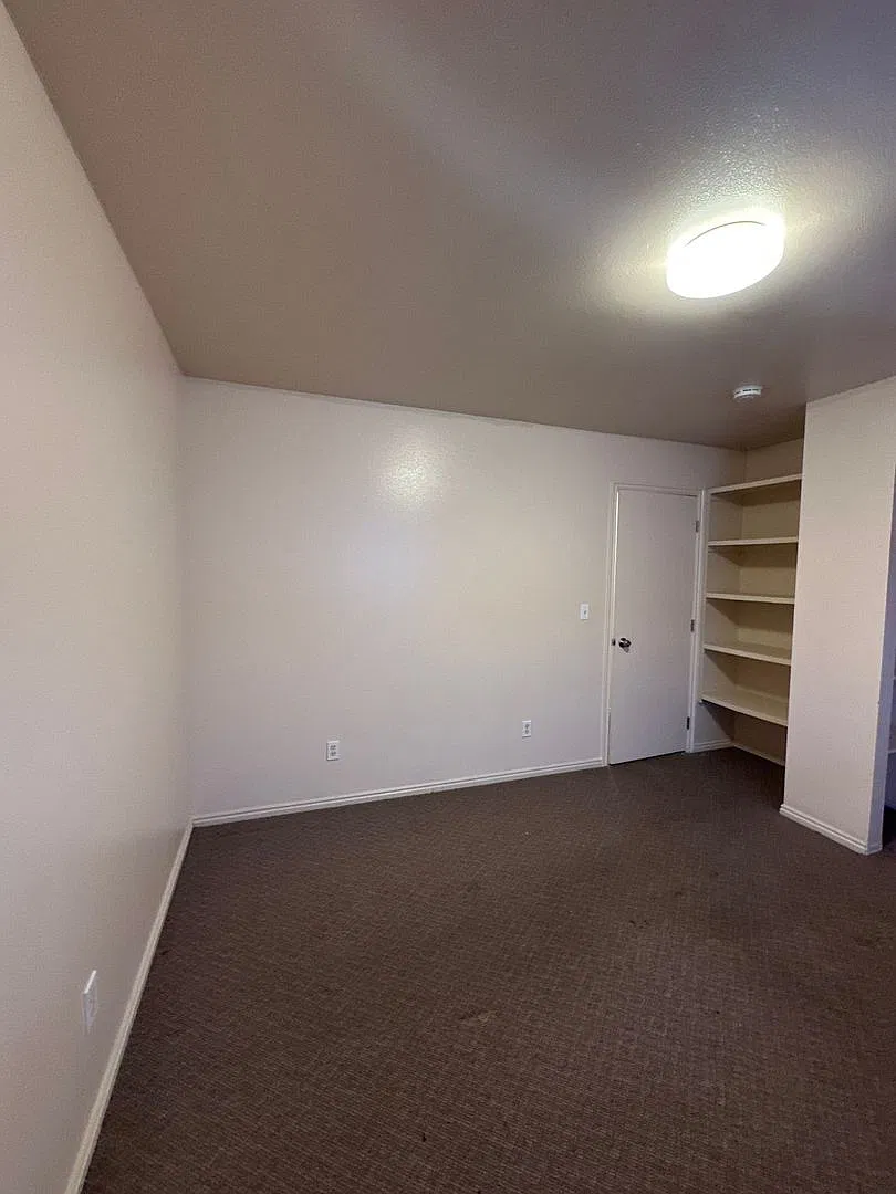 Milford Townhouse — Photo 2