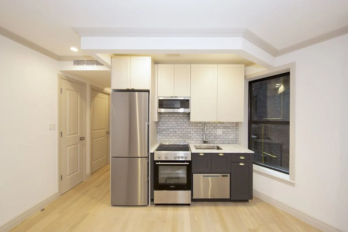 47 Clinton Street #5 in Lower East Side, Manhattan | StreetEasy