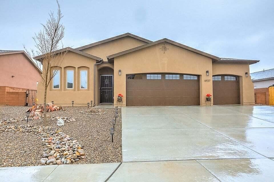 1st image of 6937 Mountain Hawk Loop NE
