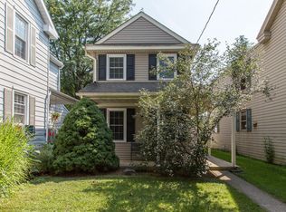 121 S Spruce St, Lititz, PA 17543