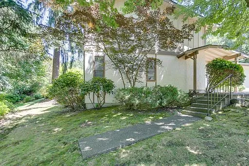 16008 Village Green Dr #A — Photo 4