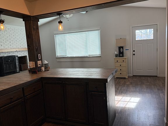 3rd image of 684 Jannie Ln