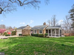 3889 Rust Hill Pl, Fairfax, VA 22030