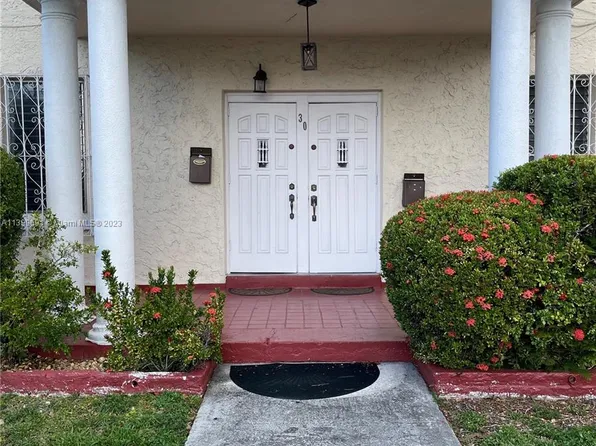30 NW 32nd Pl, Miami, FL 33125