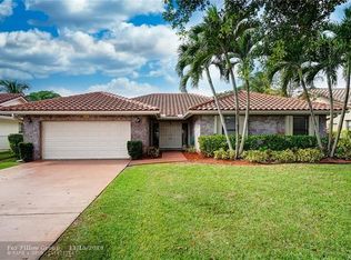 3924 NW 73rd Ave, Coral Springs, FL 33065