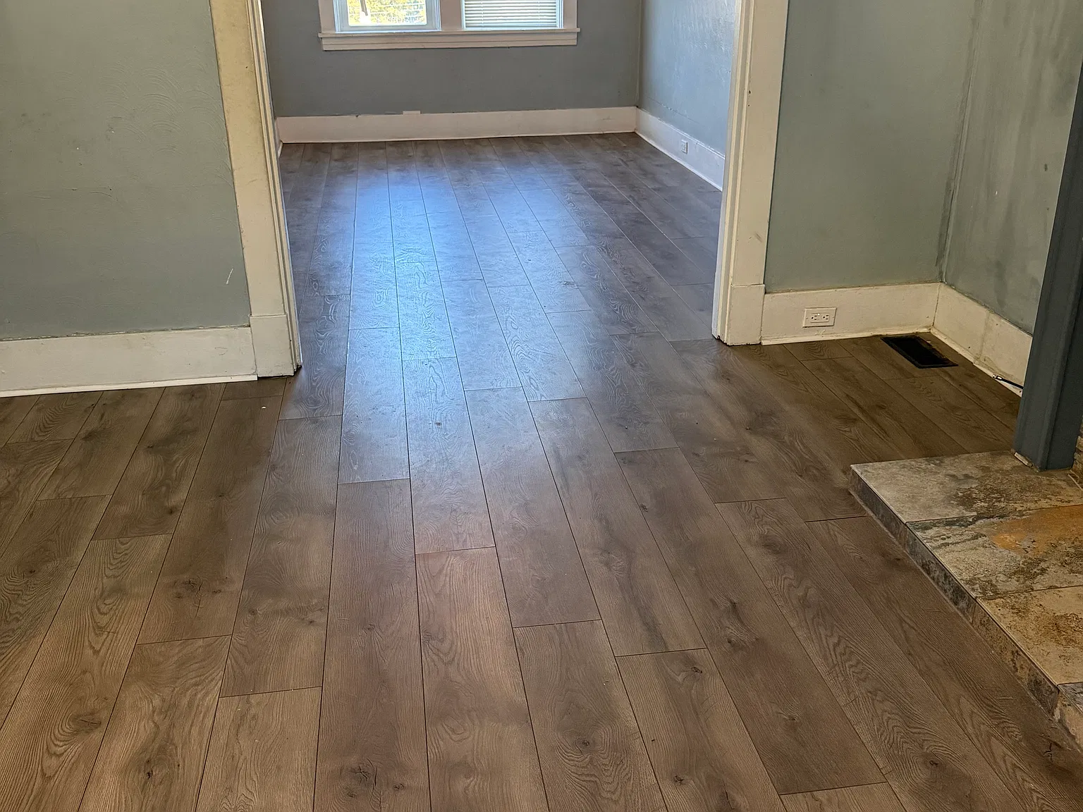 3 Bedroom Carrick House — Photo 2