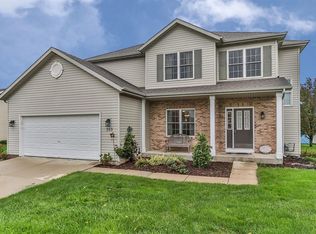 253 Cotton Grass Ln, Walworth, WI