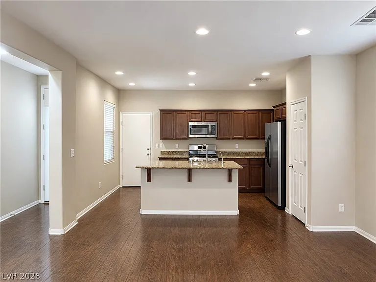 8371 Stillhouse Ct — Photo 5