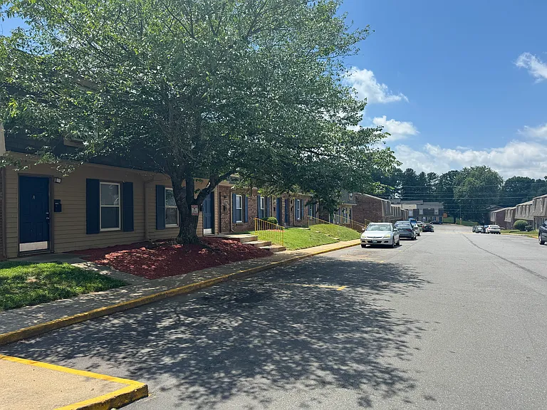 Twincity Apartments — Photo 49