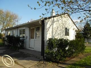 3rd image of 32102 Delta Ct
