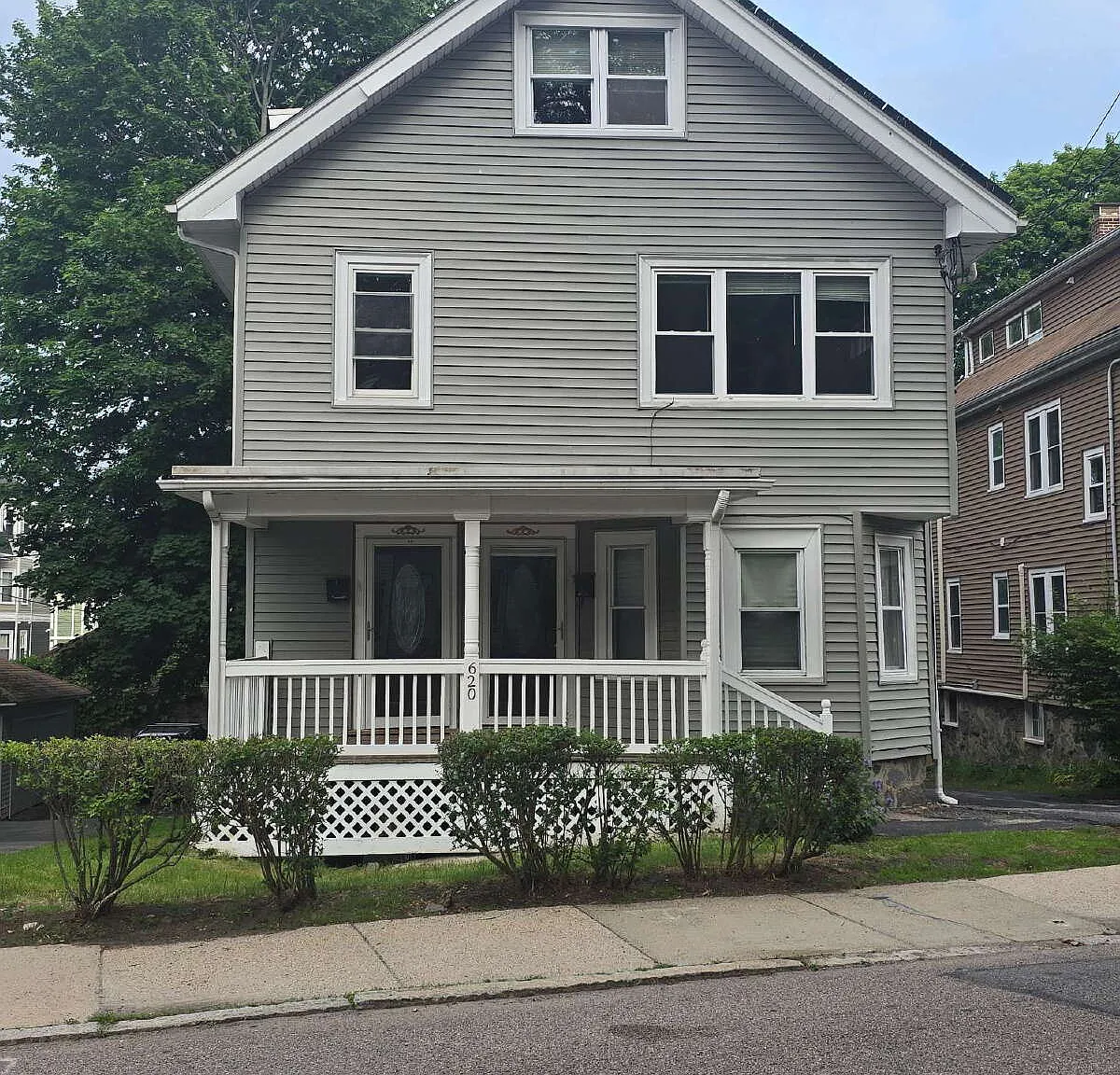 2 bed, 1100 sqft, $3,100 — Photo 1