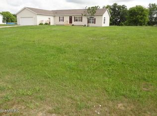 14722 Lincoln Park Pl, Gowen, MI 49326