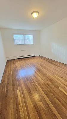 Rented by Oxford Property Group | media 6