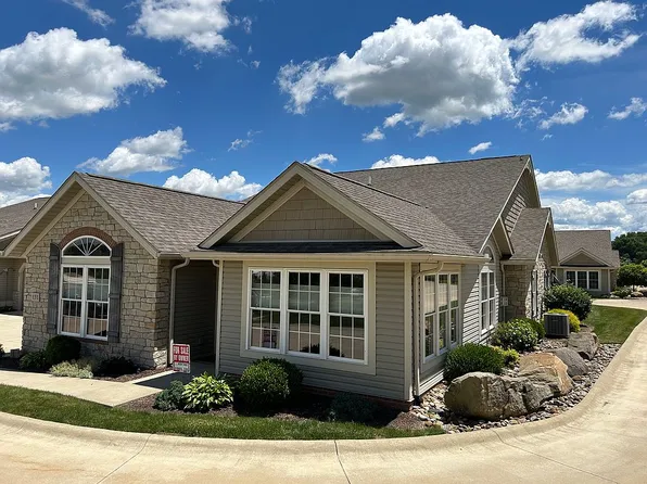 131 Heritage Xing SE, Sugarcreek, OH 44681