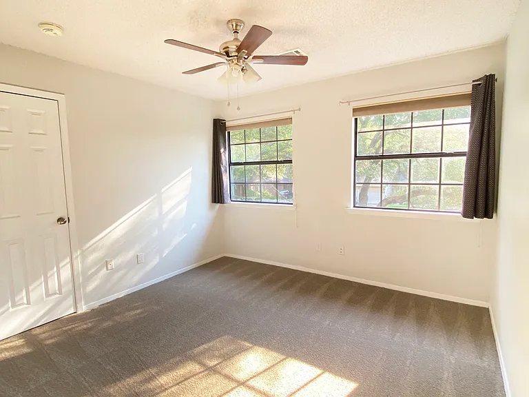 10905 Wintergreen Hl — Photo 30