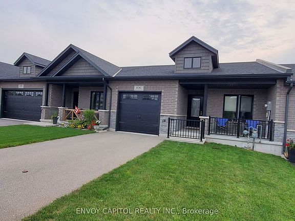 2nd image of 106 Ridgewood Cres